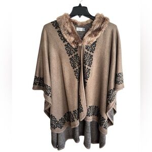 Poncho Cape Shaw Coat Ornate Women's Faux Fur Trim Brown Black One Size Classic